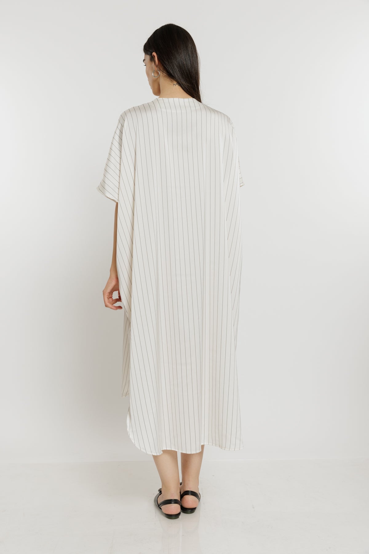 שמלה מכופתרת Laurel בצבע לבן פסים