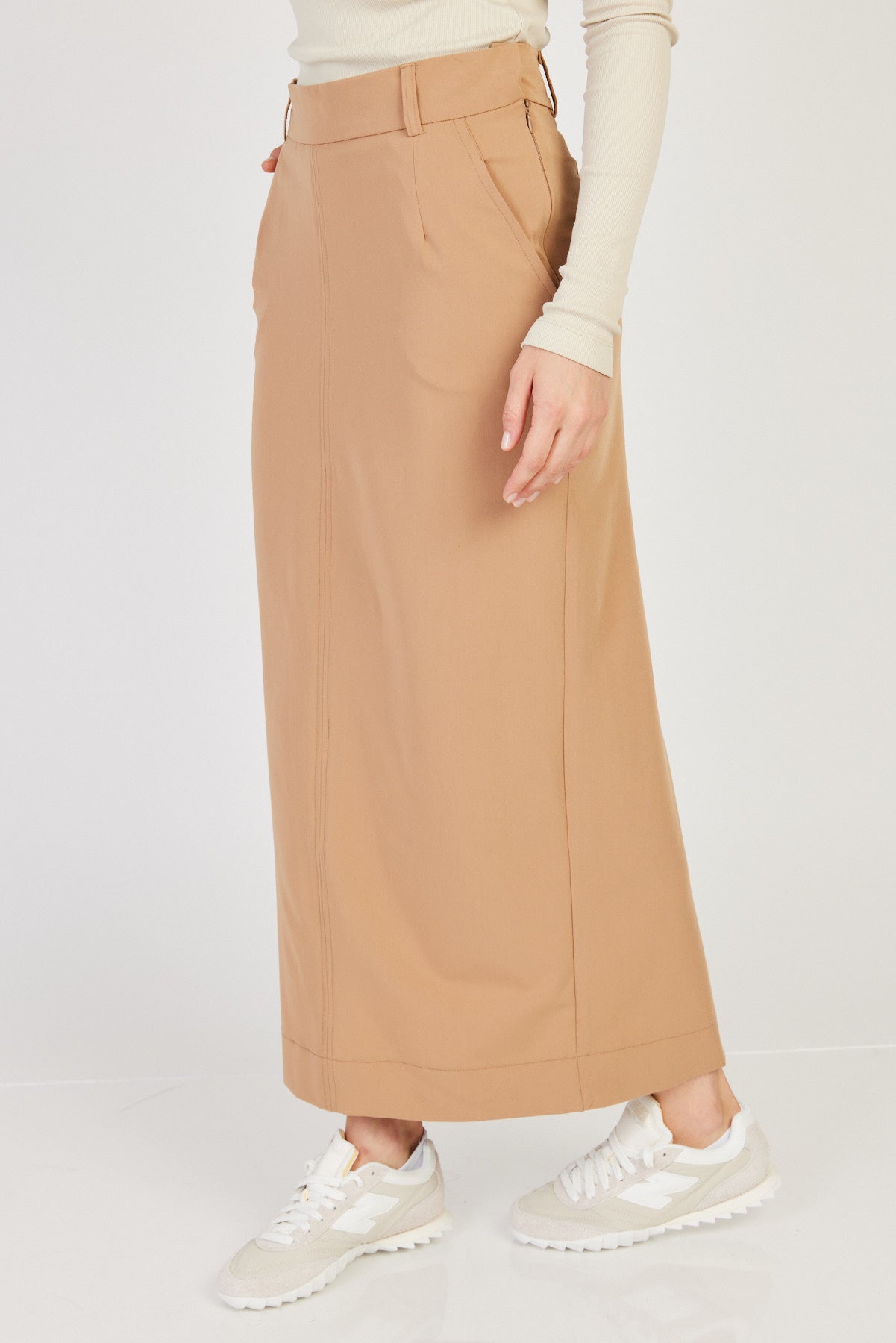 חצאית Seem בצבע חום