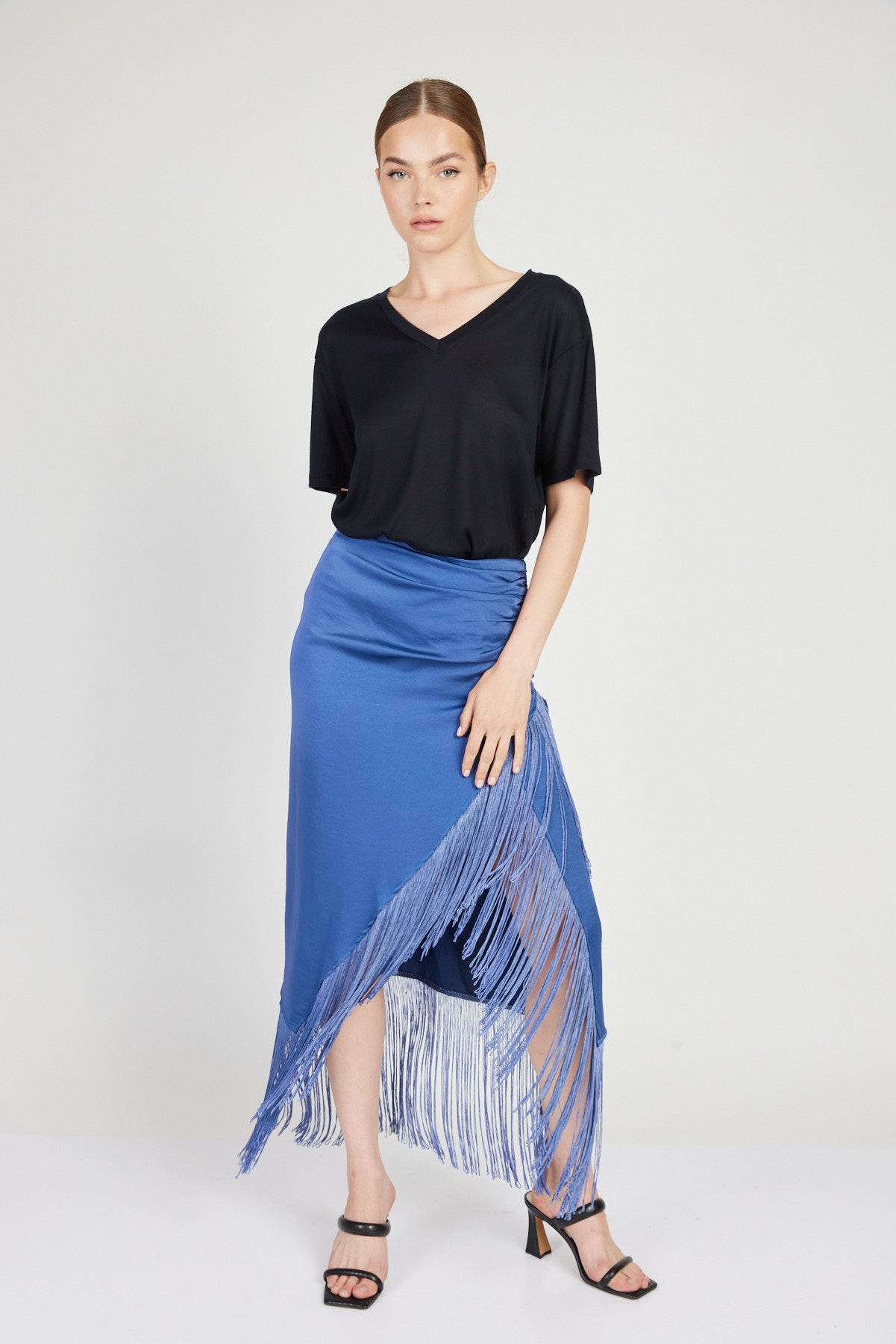 חצאית פראו פרנזים בצבע כחול