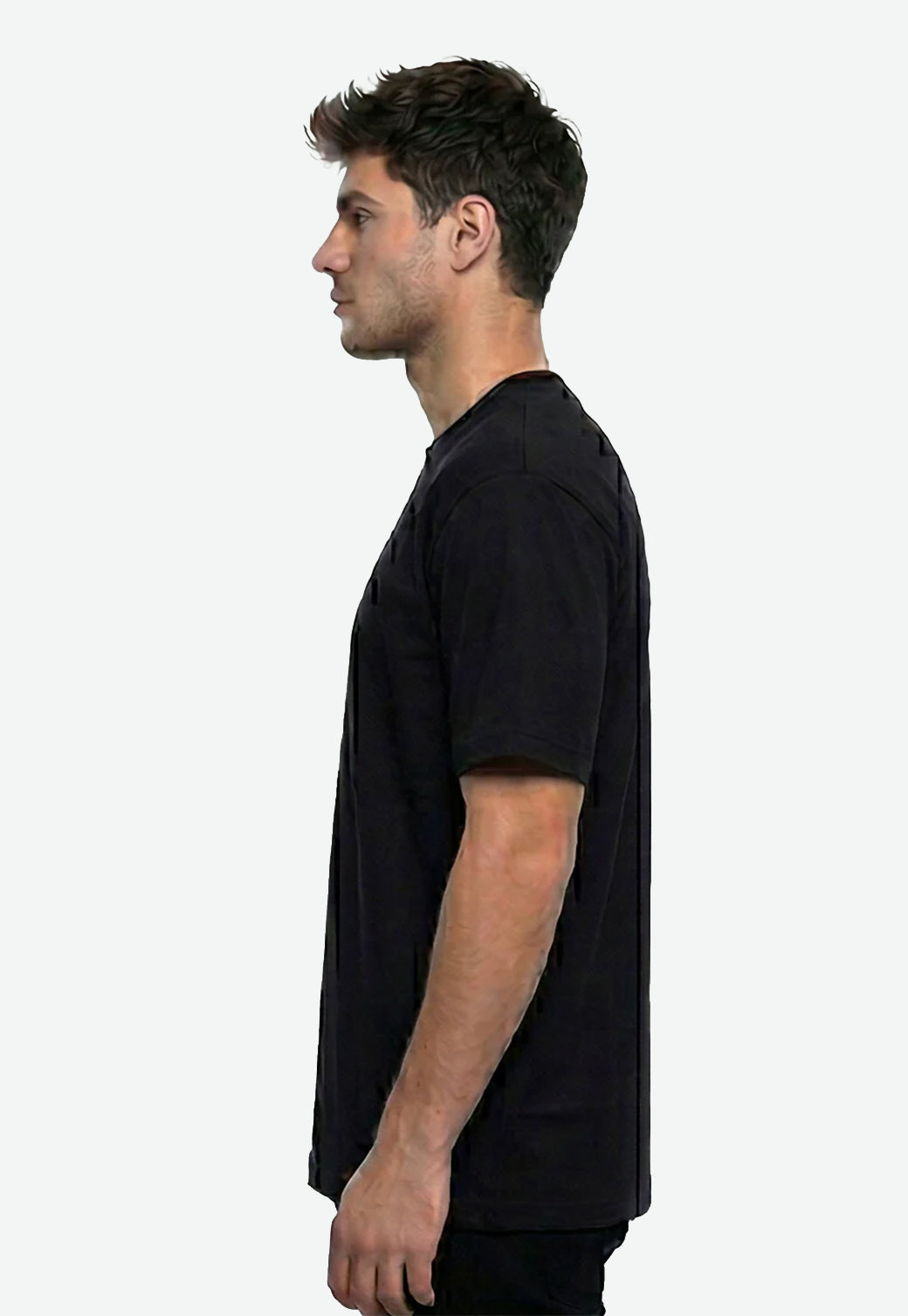 טי שירט לגברים בצבע שחור עם רקמת לוגו בגב