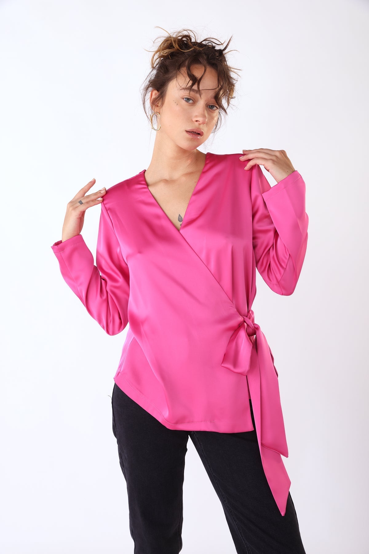 חולצת מעטפת אניס בצבע ורוד