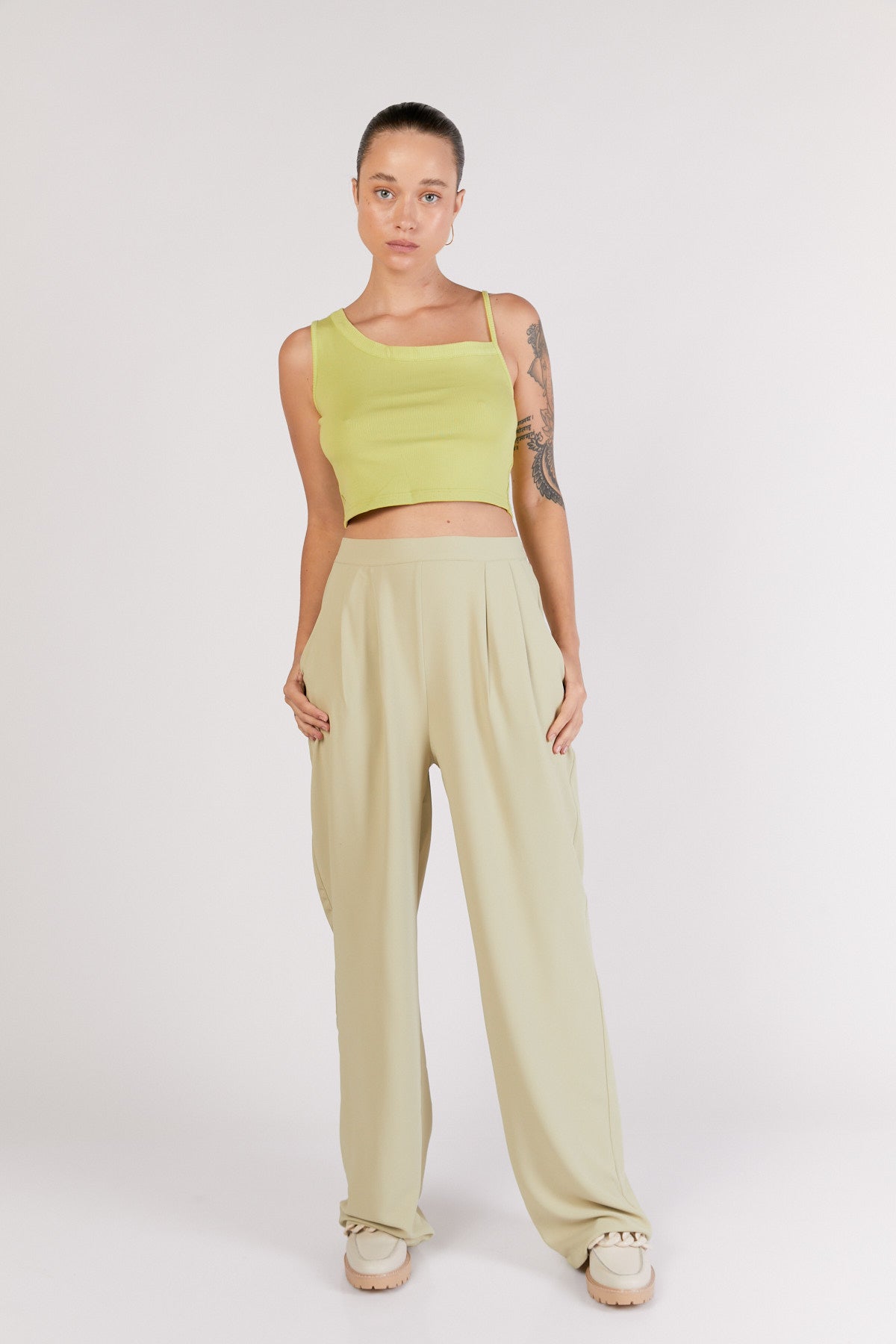 גופיית נומרו 15 בצבע ירוק