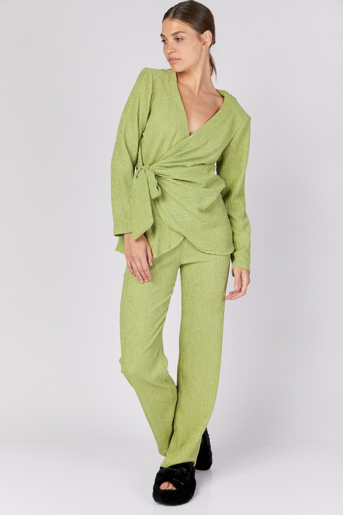 מכנסי אבו דאבי בצבע ירוק