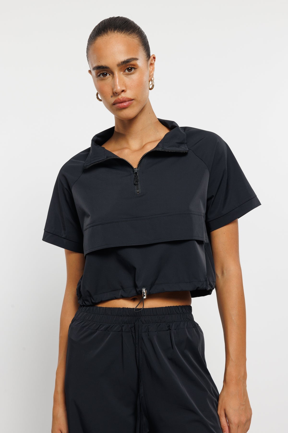 טופ Orbi בצבע שחור