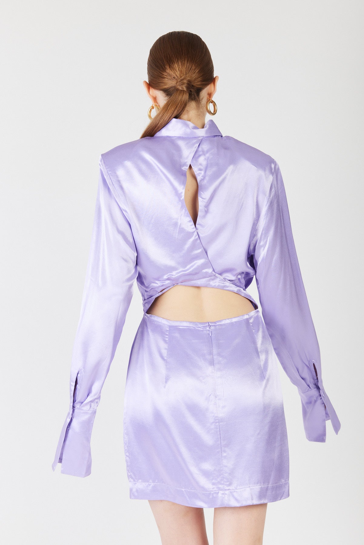 שמלת מיני נרה בצבע לילך