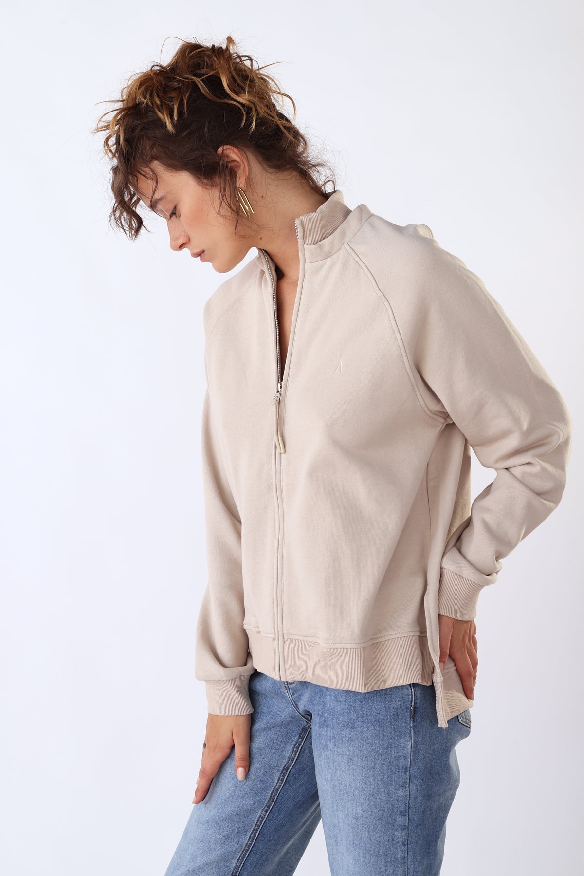 סווטשירט נומרו 12 בצבע אבן