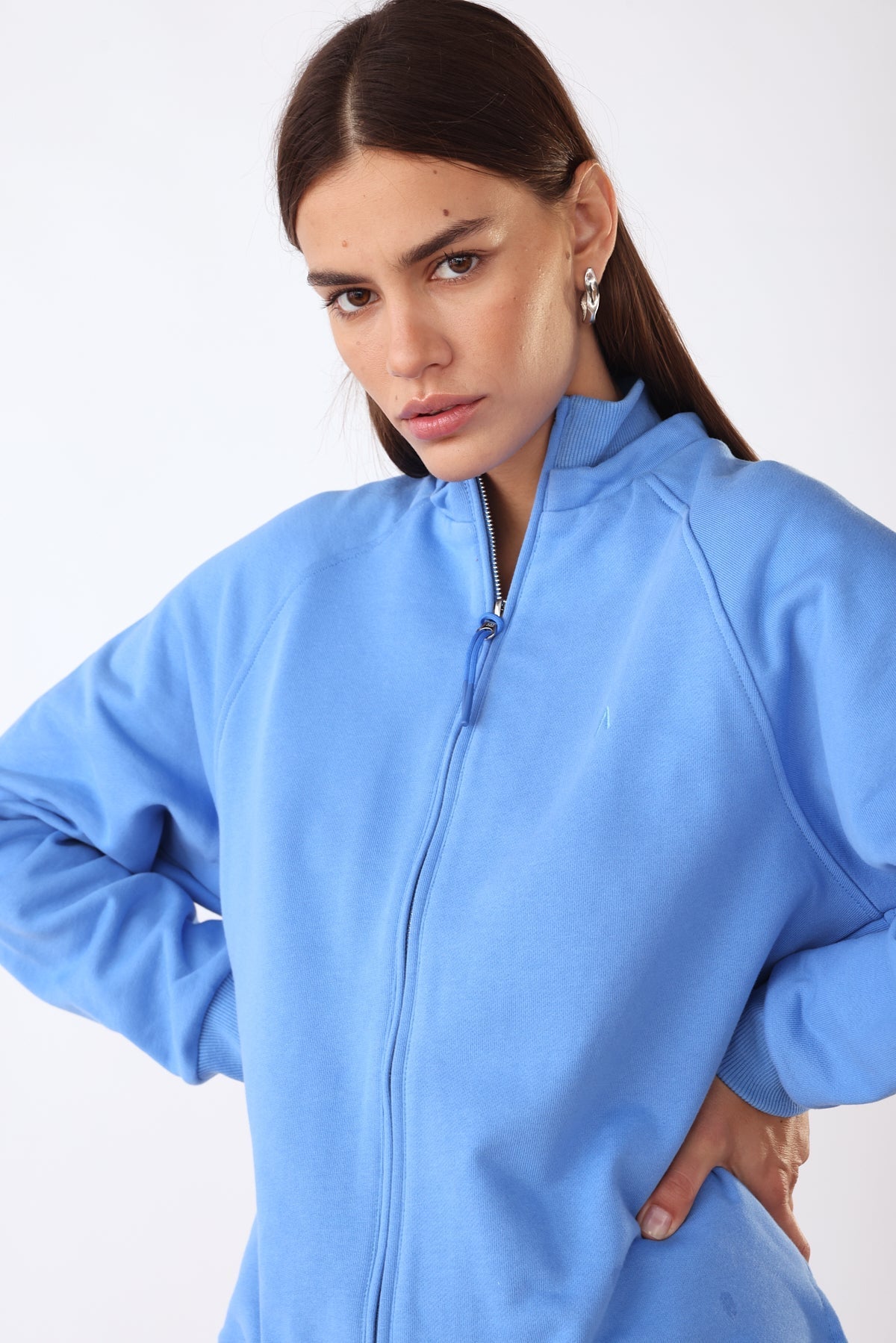 סווטשירט נומרו 12 בצבע כחול