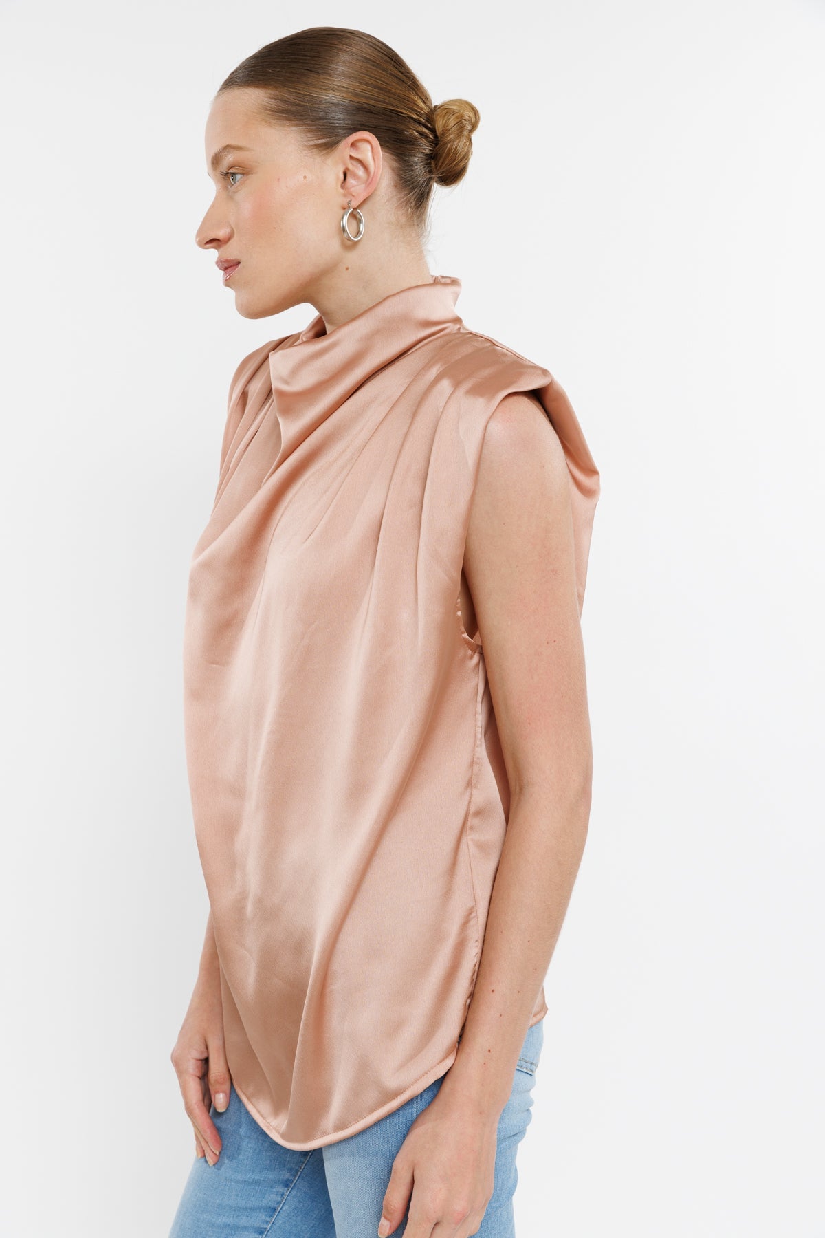 גופיית Isabel בצבע ניוד