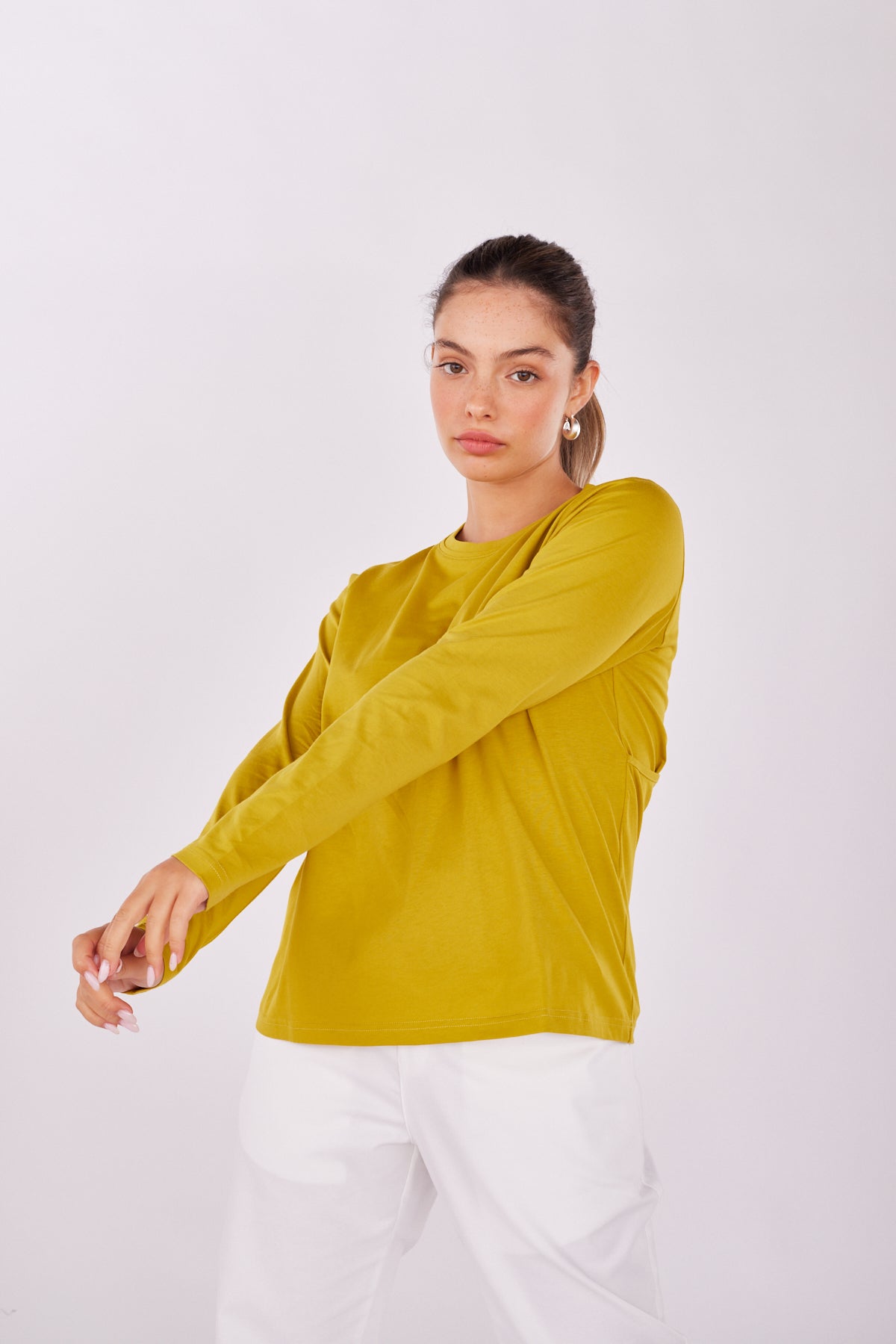 חולצה נומרו 2 בצבע חרדל