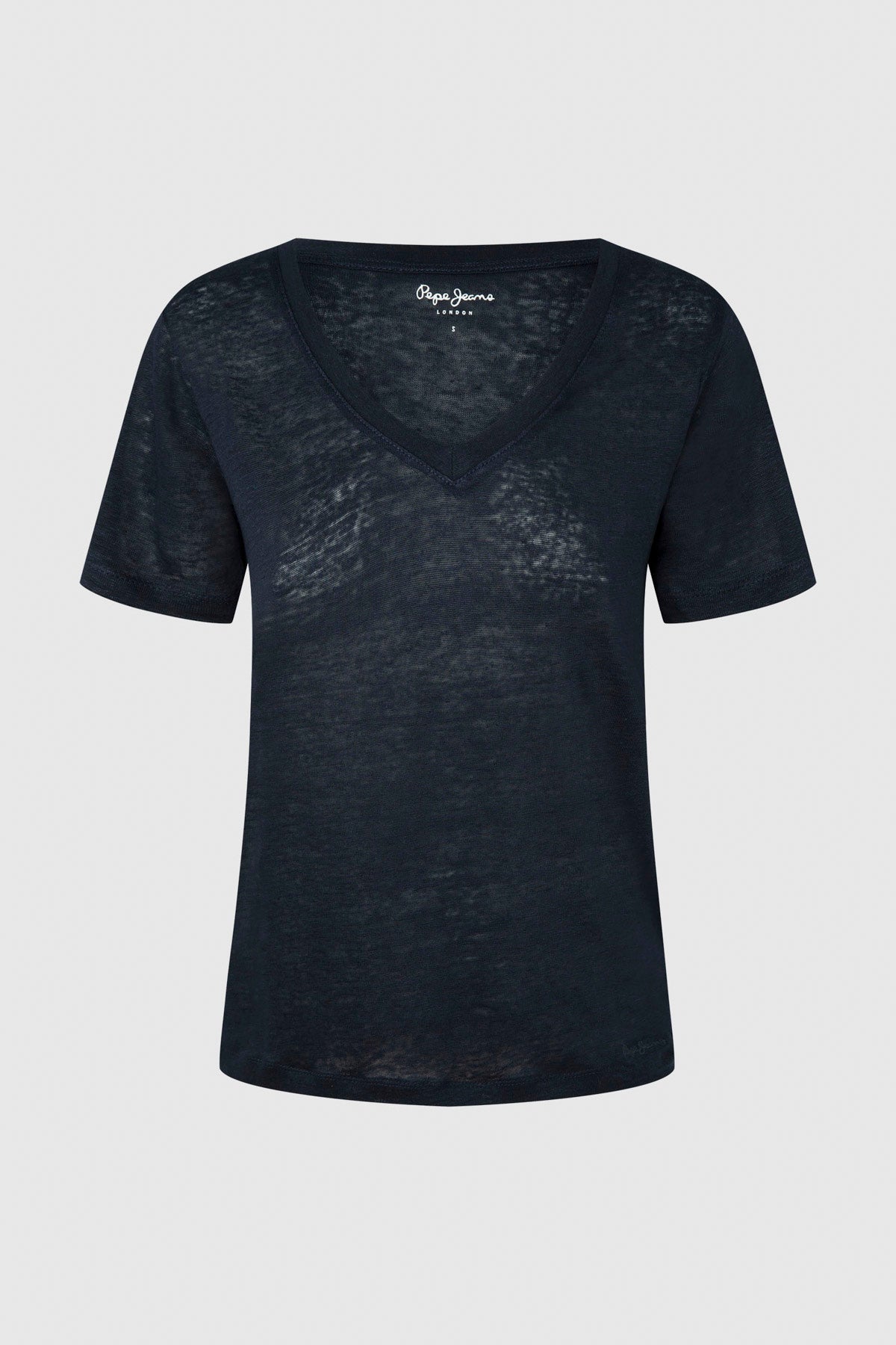 טי שירט וי Wanda Pepe Jeans לנשים בצבע שחור