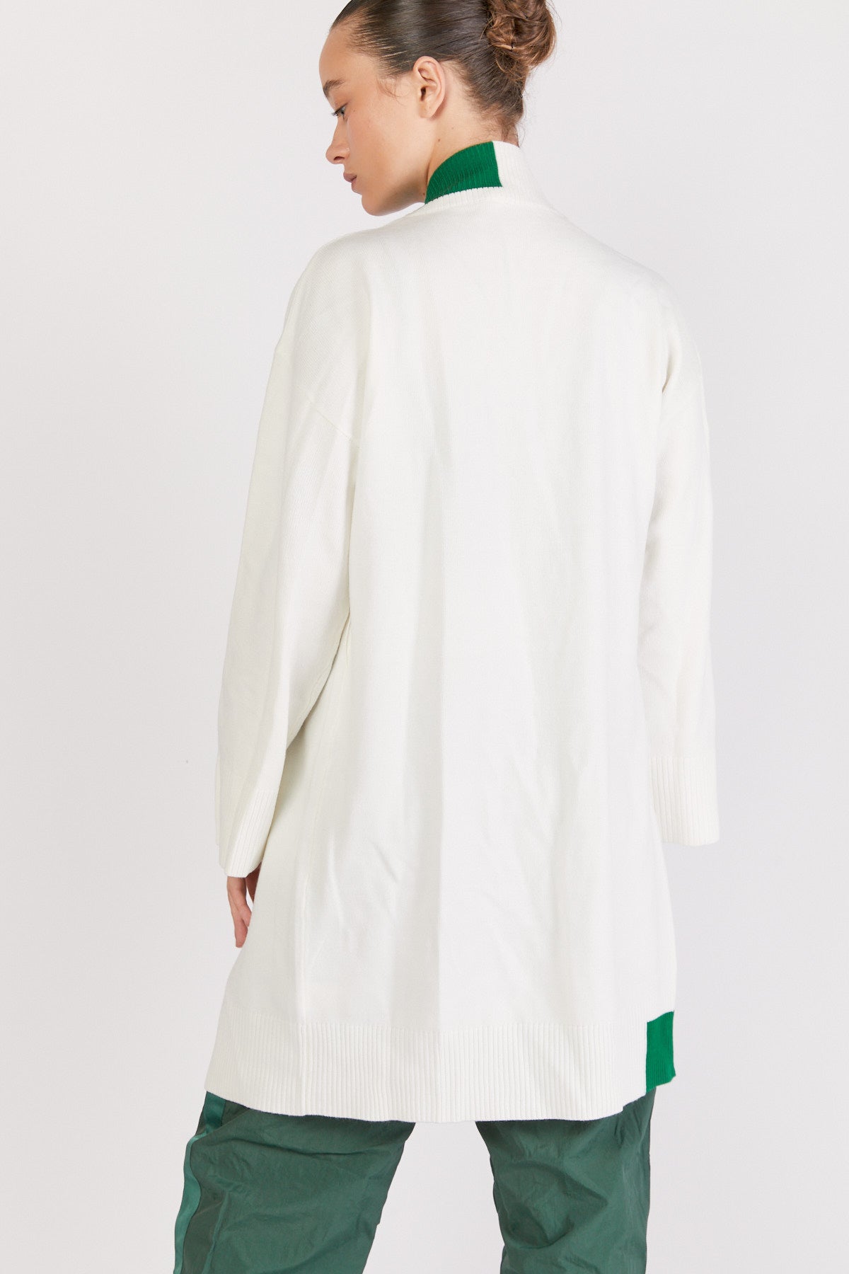 ג'קט סנואו בצבע קרם/ירוק